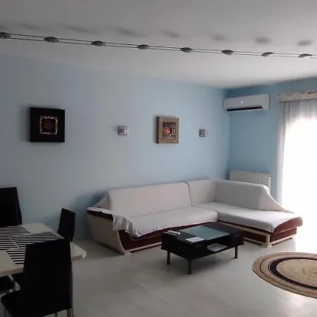 Apartment Epavlis *
