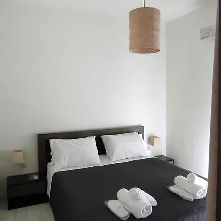 Epavlis Apartment *