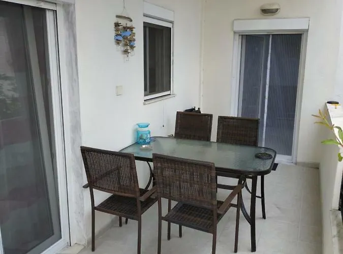 Epavlis Néa Péramos